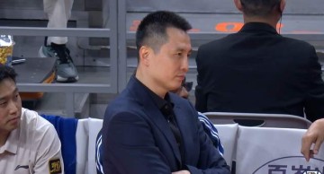 乐鱼app下载页-领头羊内线双核受伤，辽宁队锁定季后赛，山东2连败后遭遇新难题